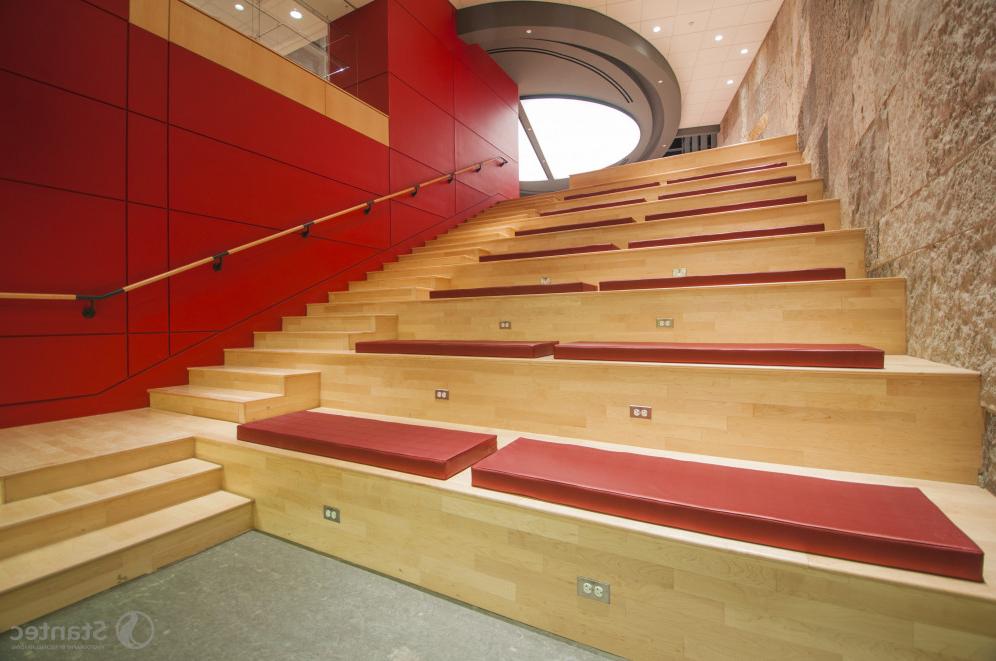 Science Center Seating Media Area